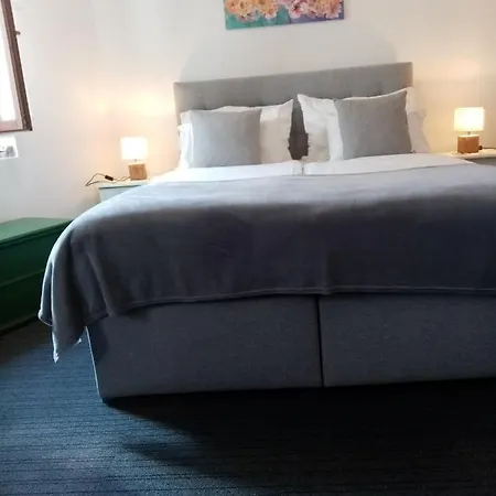 Serafin בית הארחה