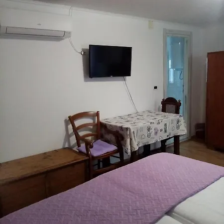 Serafin Guest house *