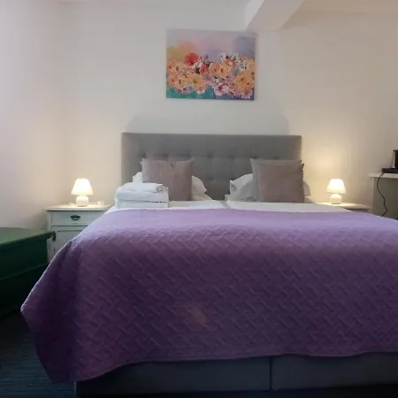 Serafin Guest house